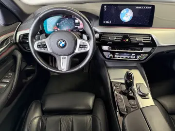 530dLim.*M Sport*Laser*Navi*ACC*360*AHK*HUD*HiFi