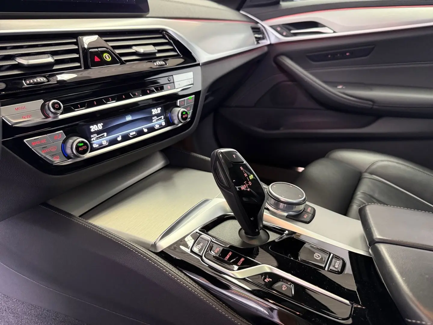 530dLim.*M Sport*Laser*Navi*ACC*360*AHK*HUD*HiFi