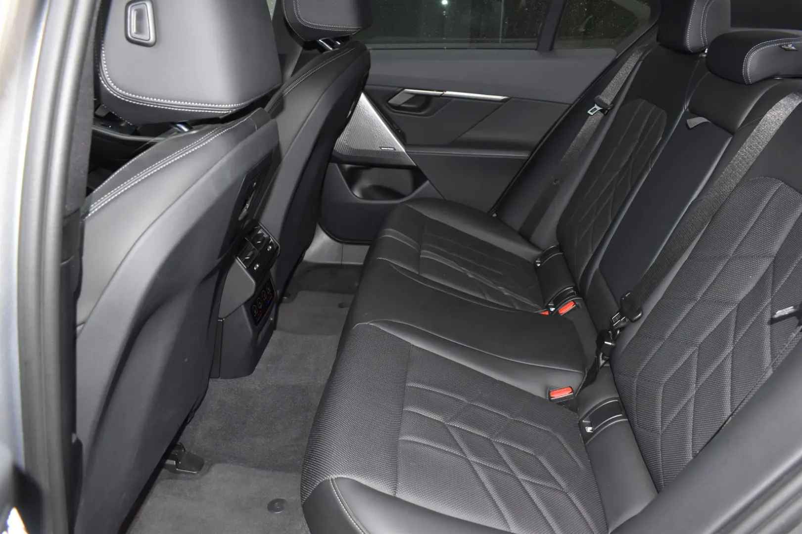 520i Limousine M Sportpaket HK HiFi DAB LED