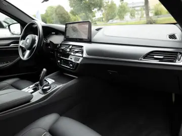 545e xDrive M-Sport FACEL. HUD 360° LASER LED