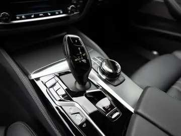 545e xDrive M-Sport FACEL. HUD 360° LASER LED