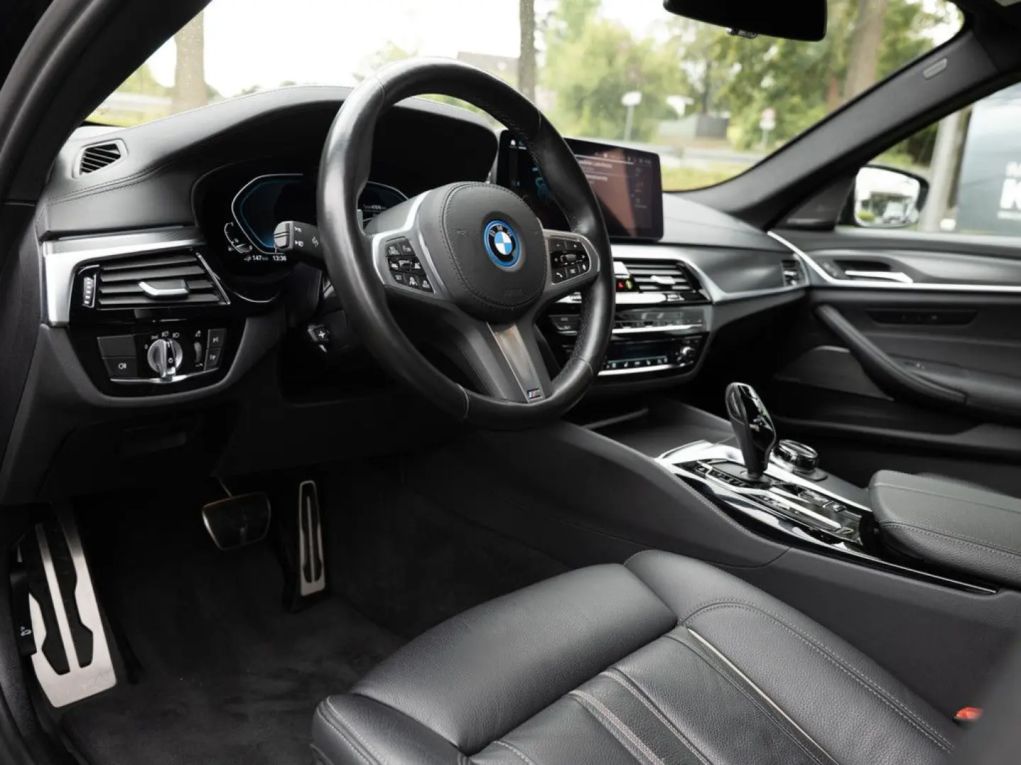 545e xDrive M-Sport FACEL. HUD 360° LASER LED