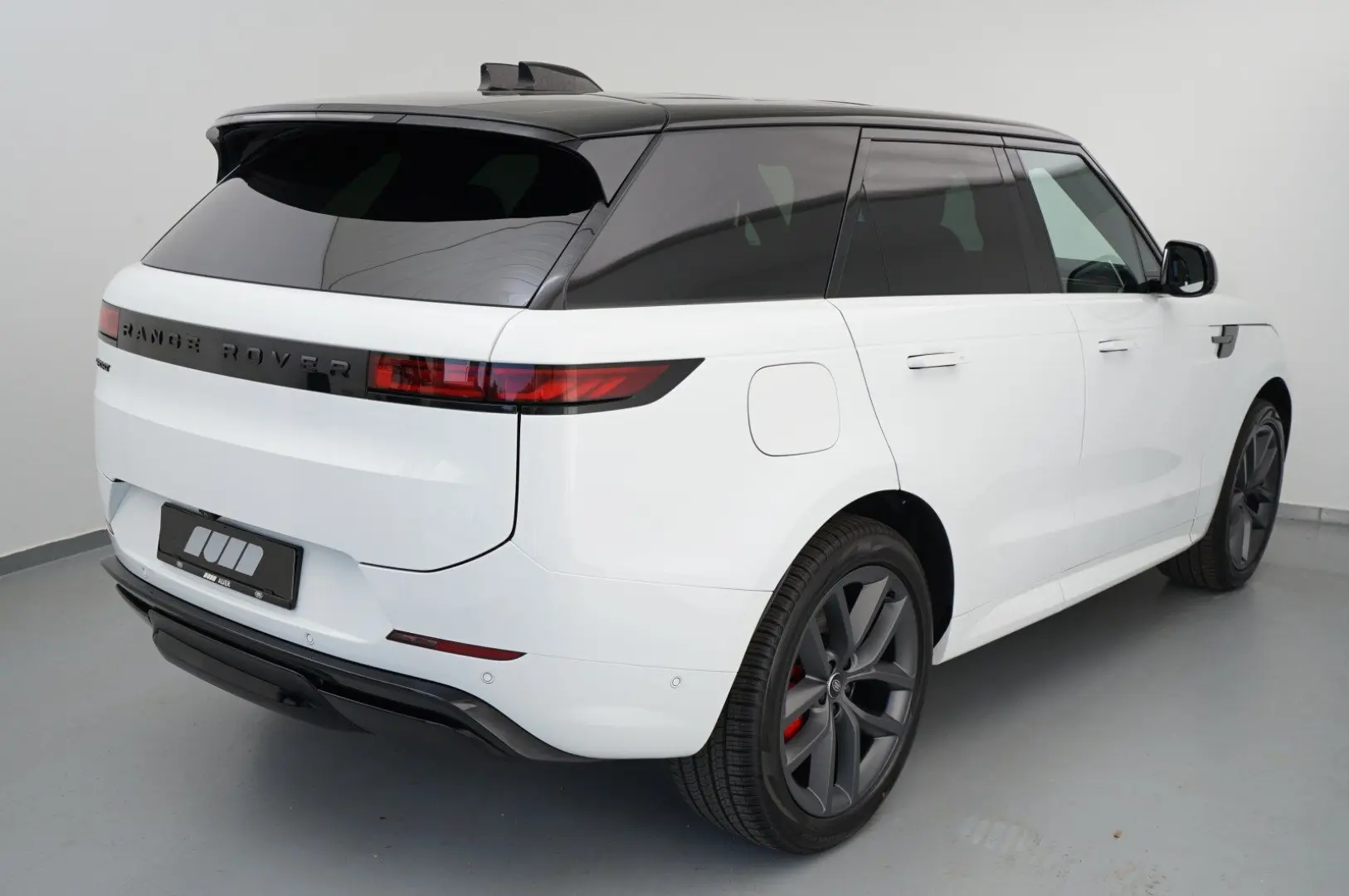 Range Rover Sport  D250 SE AHK Pano