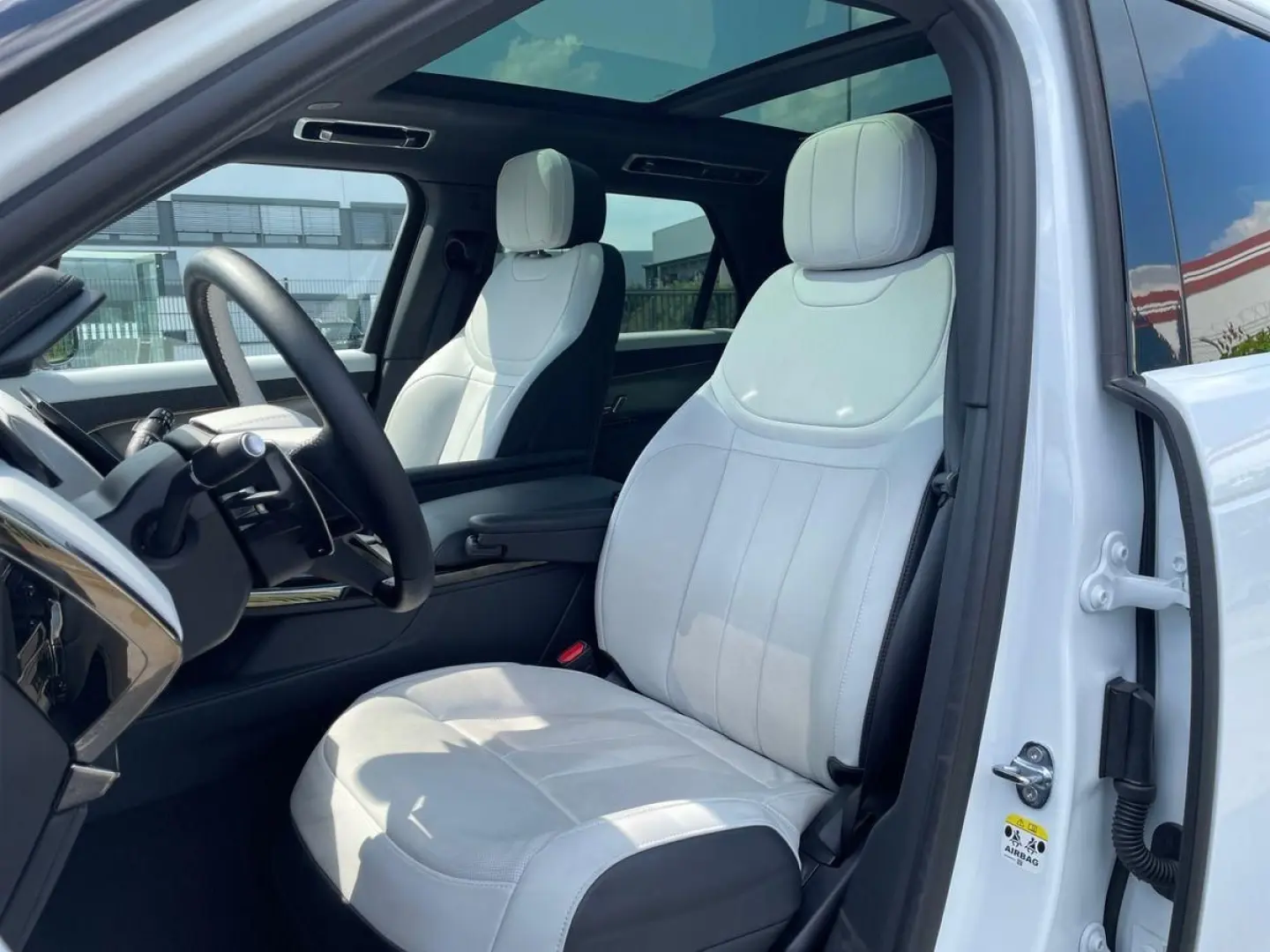 RANGE ROVER SPORT DYNAMIC HSE 3.0TD+AHK+PANO+StH