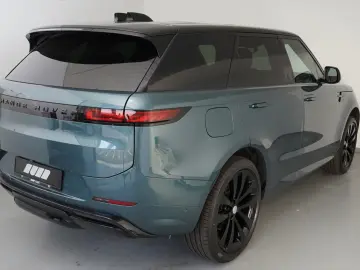 Range Rover Sport D250 Dynamic SE AHK Pano