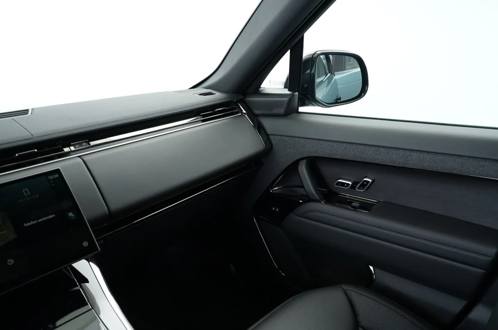 Range Rover Sport D250 Dynamic SE AHK Pano