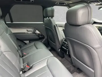 Range Rover Sport D300 SE 23