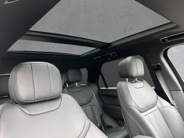 Range Rover Sport D300 SE 23