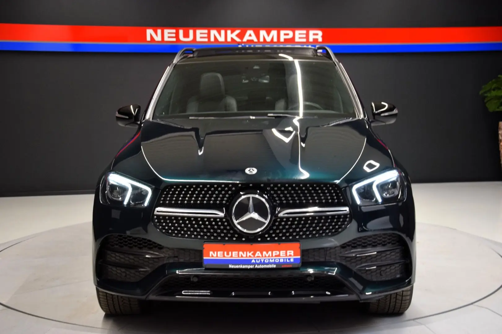 GLE 400d 4Matic AMG Pano ACC Burmester AHK Night