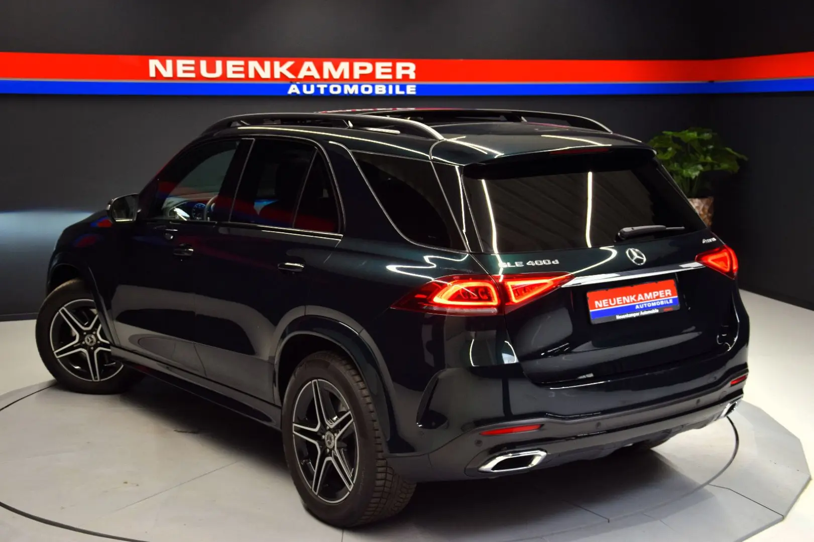 GLE 400d 4Matic AMG Pano ACC Burmester AHK Night