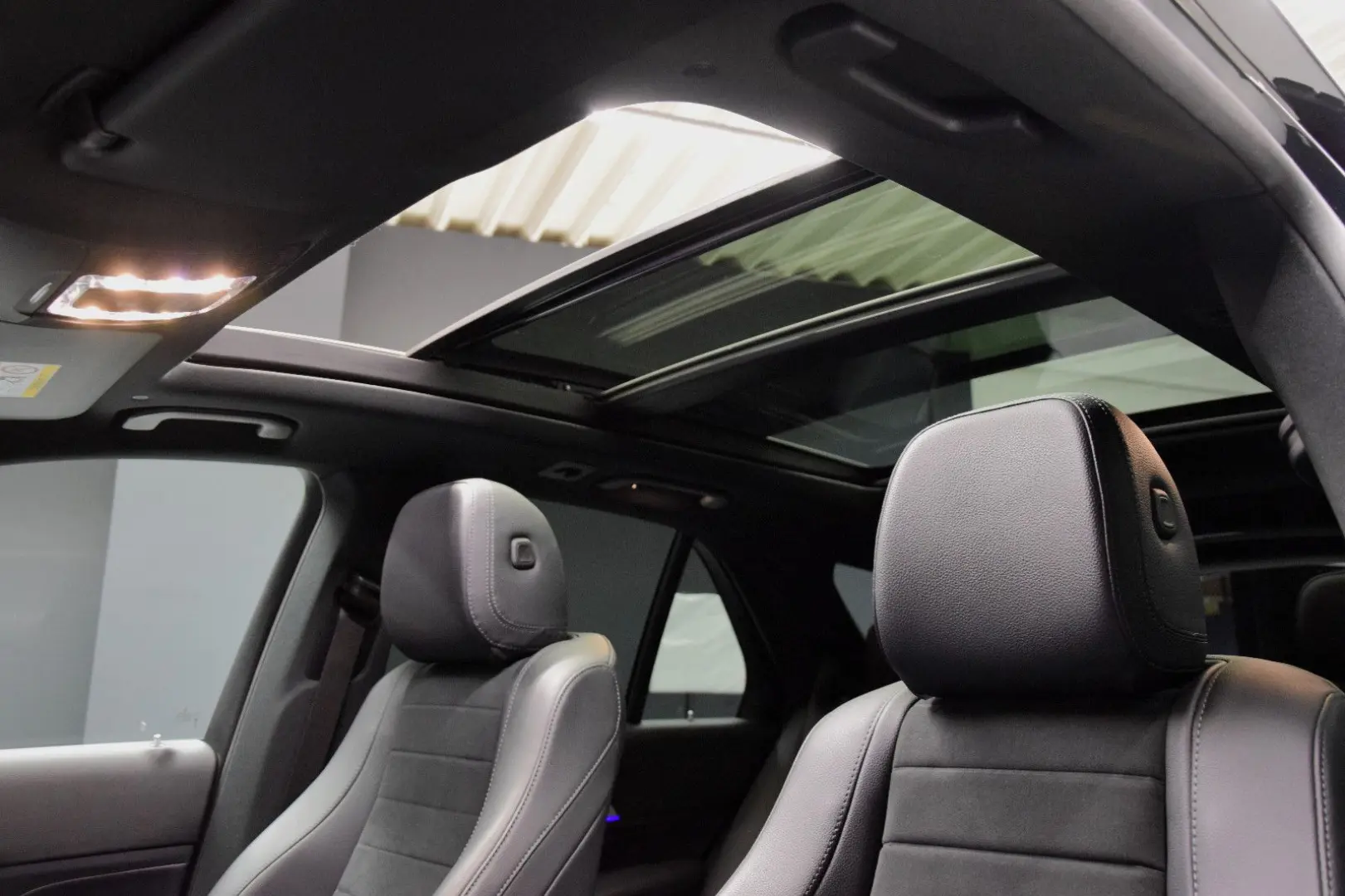 GLE 400d 4Matic AMG Pano ACC Burmester AHK Night