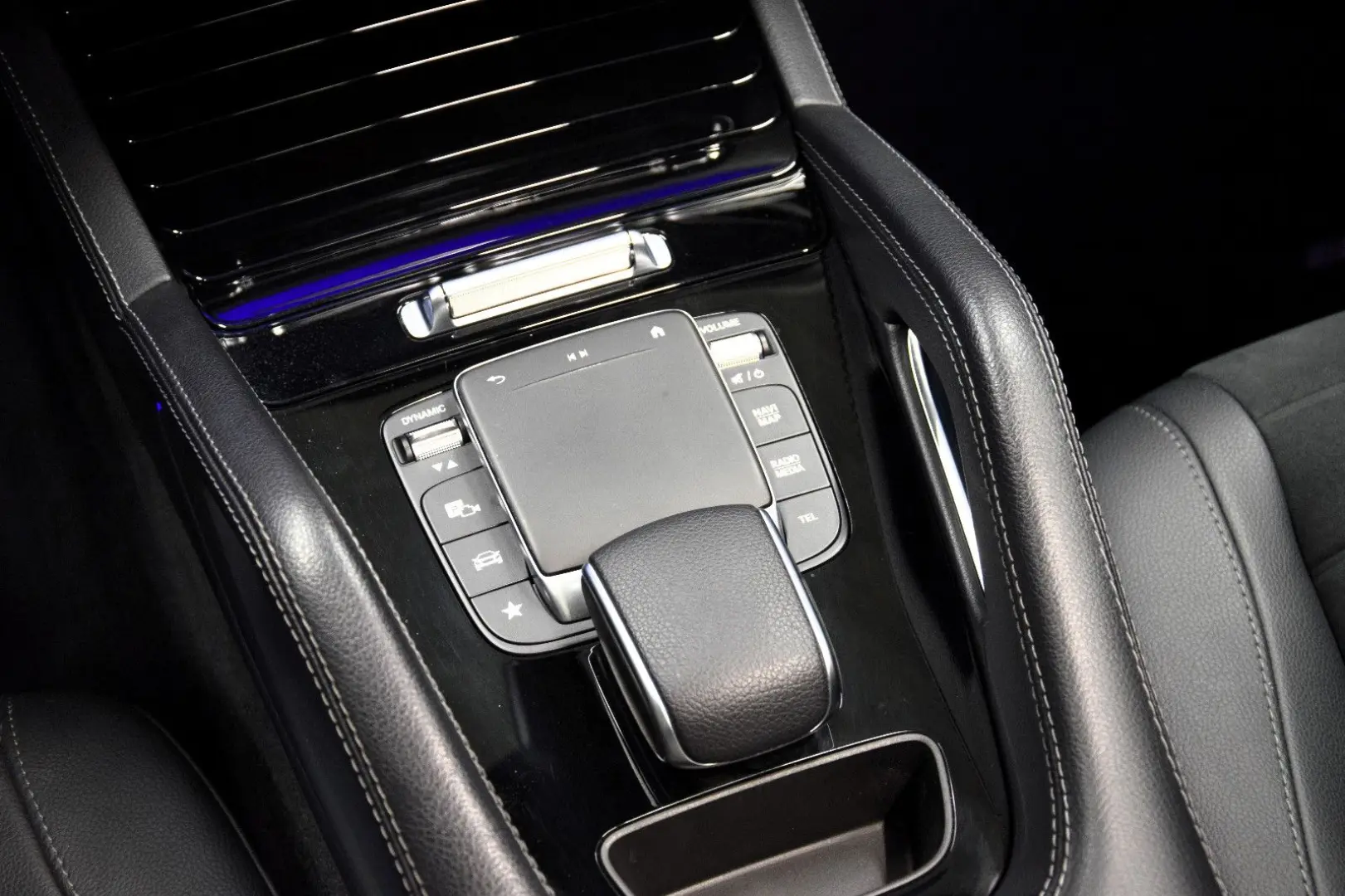 GLE 400d 4Matic AMG Pano ACC Burmester AHK Night