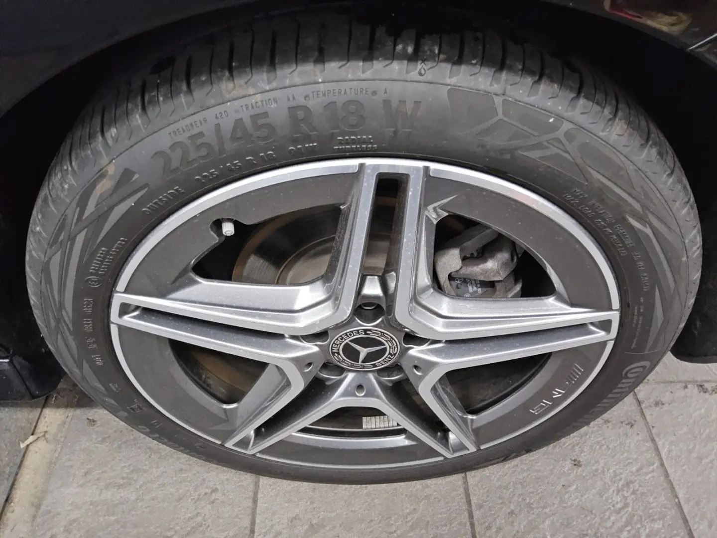 CLA 200 d AMG-Line Navi LED RfK Distronic+