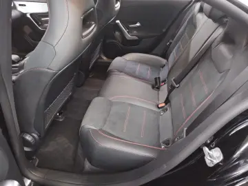 CLA 200 d AMG-Line Navi LED RfK Distronic+