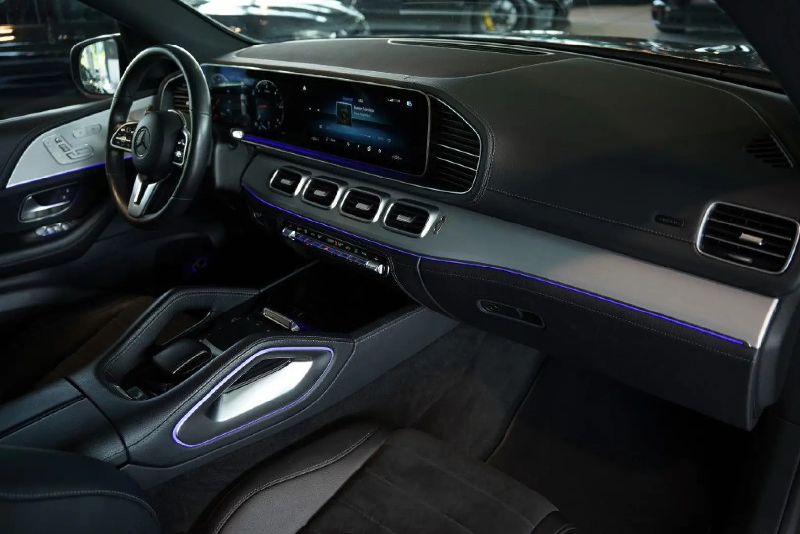 GLE 350 d 4M AMG Line 1.H *Pano*Wide*Distr*AHK