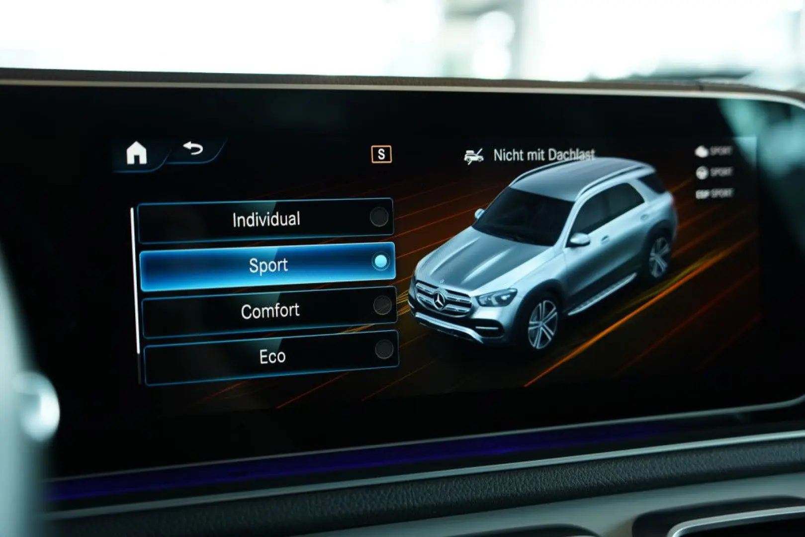 GLE 350 d 4M AMG Line 1.H *Pano*Wide*Distr*AHK