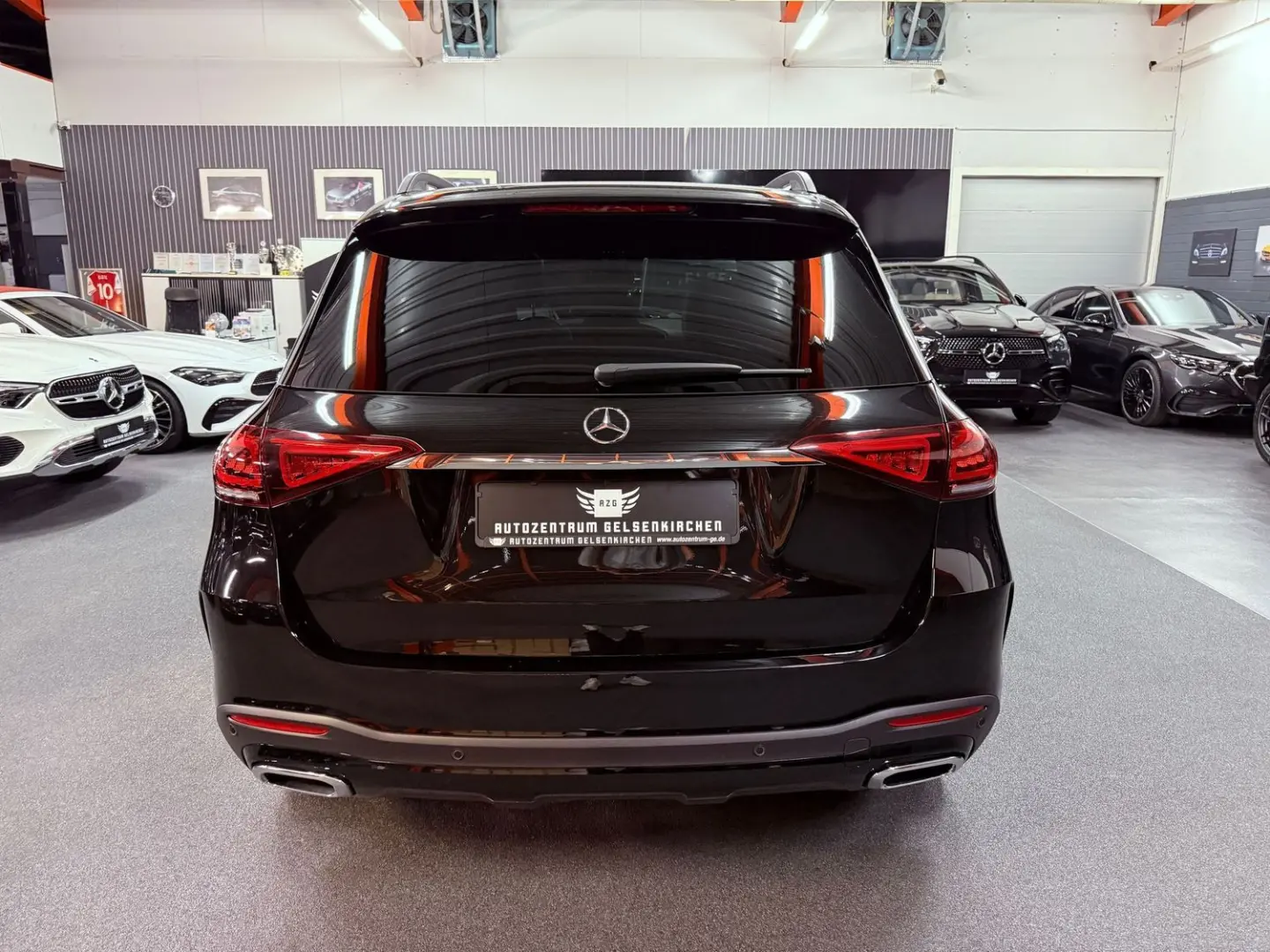 GLE 400 d 4M AMG DISTR/PANO/BURMEST/360°/AHK/KEY