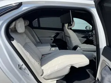 BMW 740 d M Sport INDIV.