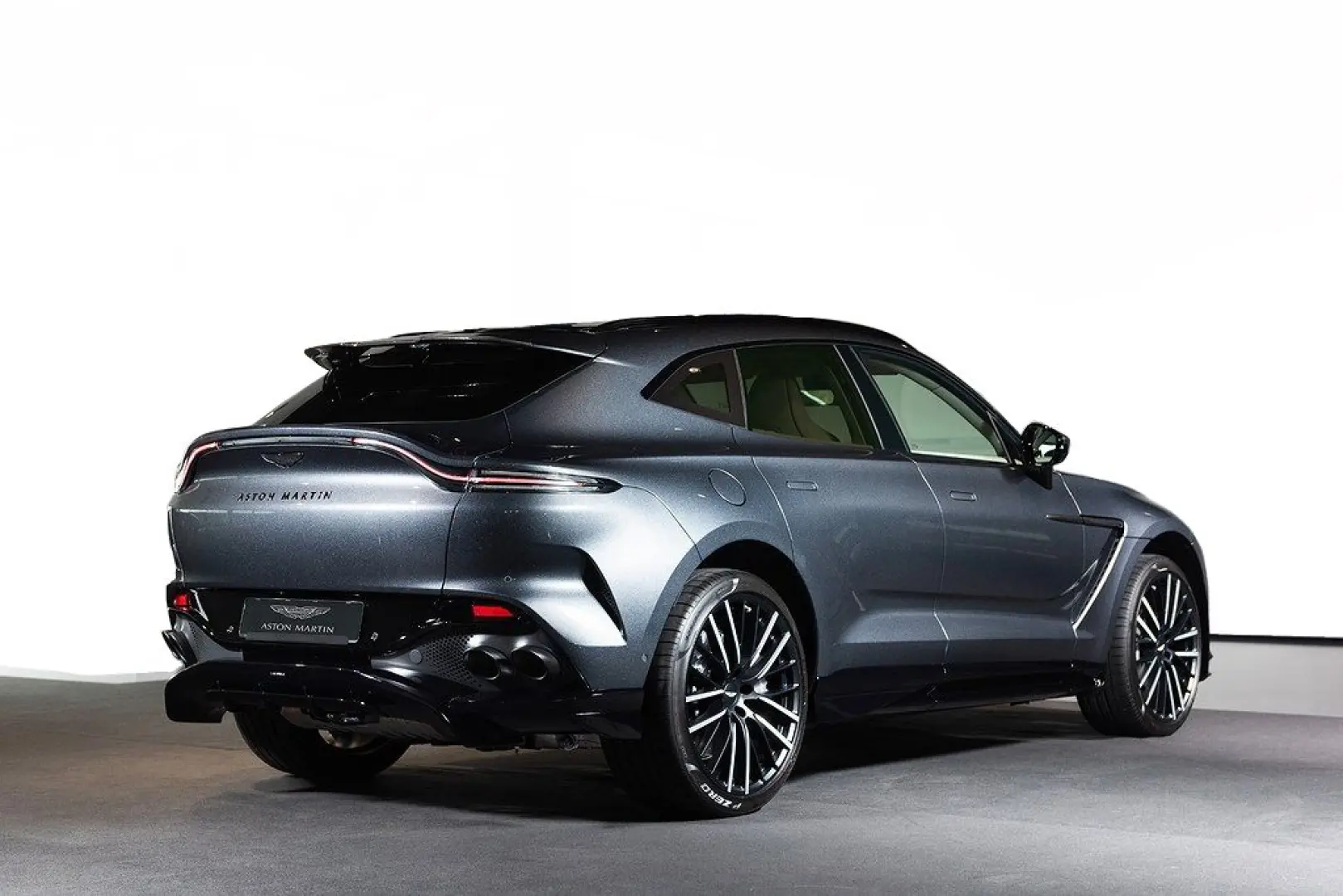 Aston Martin DBX 4.0 V8 DBX707