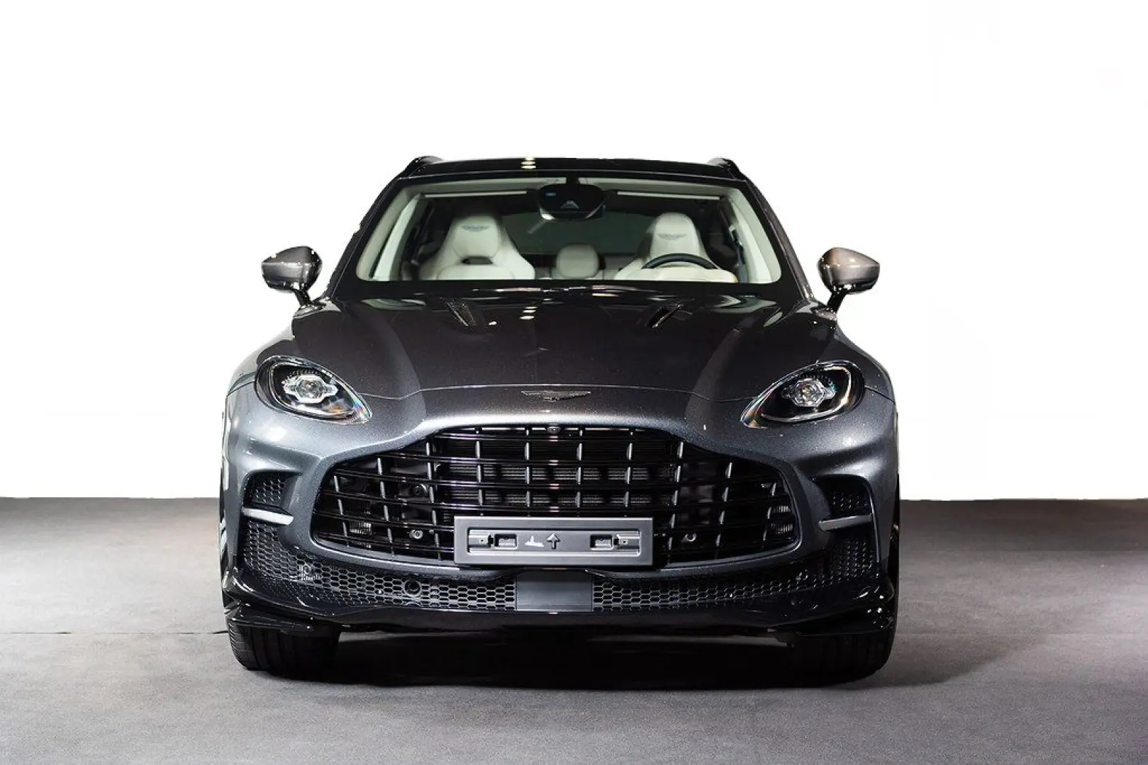 Aston Martin DBX 4.0 V8 DBX707