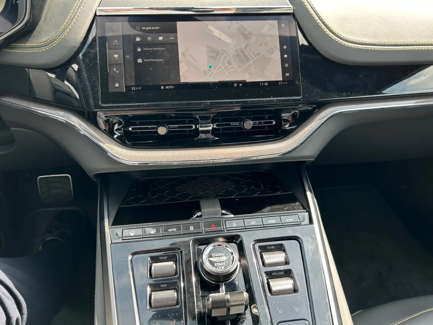DBX707