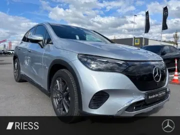 EQE 500 SUV 4M Electric Art Distr Pano Hyper 360