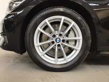 330i Limousine LiveCockpitProf PDC Driv.Assist