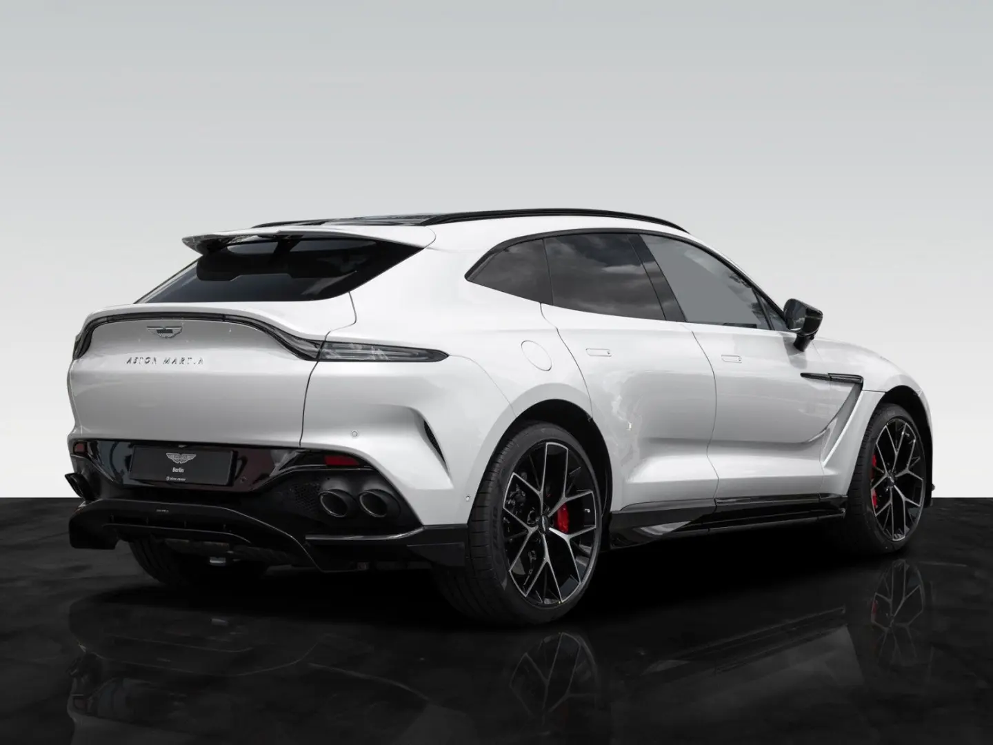 DBX707 | Facelift MY25 |