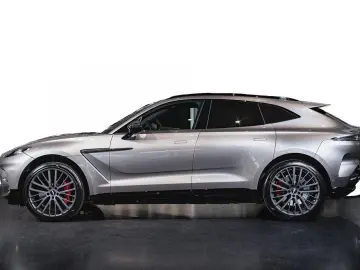 DBX 4.0 V8 DBX707