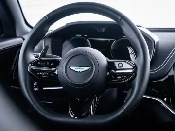DBX 4.0 V8 DBX707