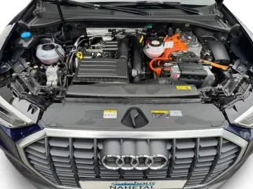 Q3 45 TFSI-e S-LINE LED NAVI+ AHK 19'' PANO REAR