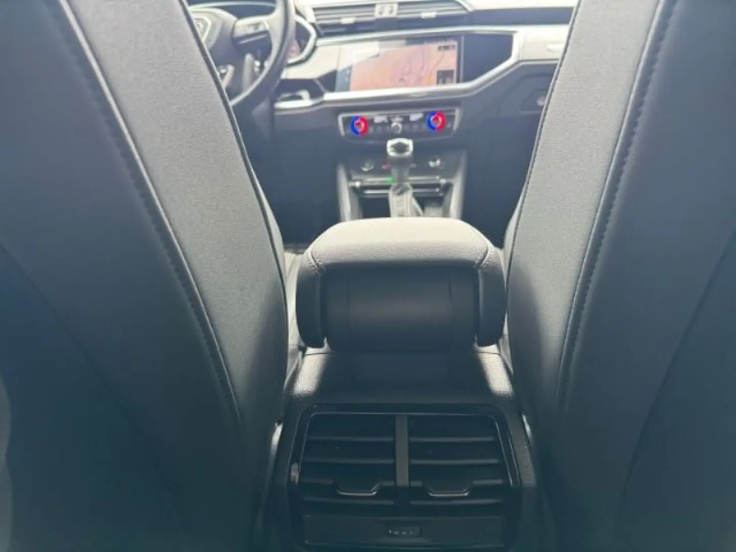 Q3 45 TFSI-e S-LINE LED NAVI+ AHK 19'' PANO REAR