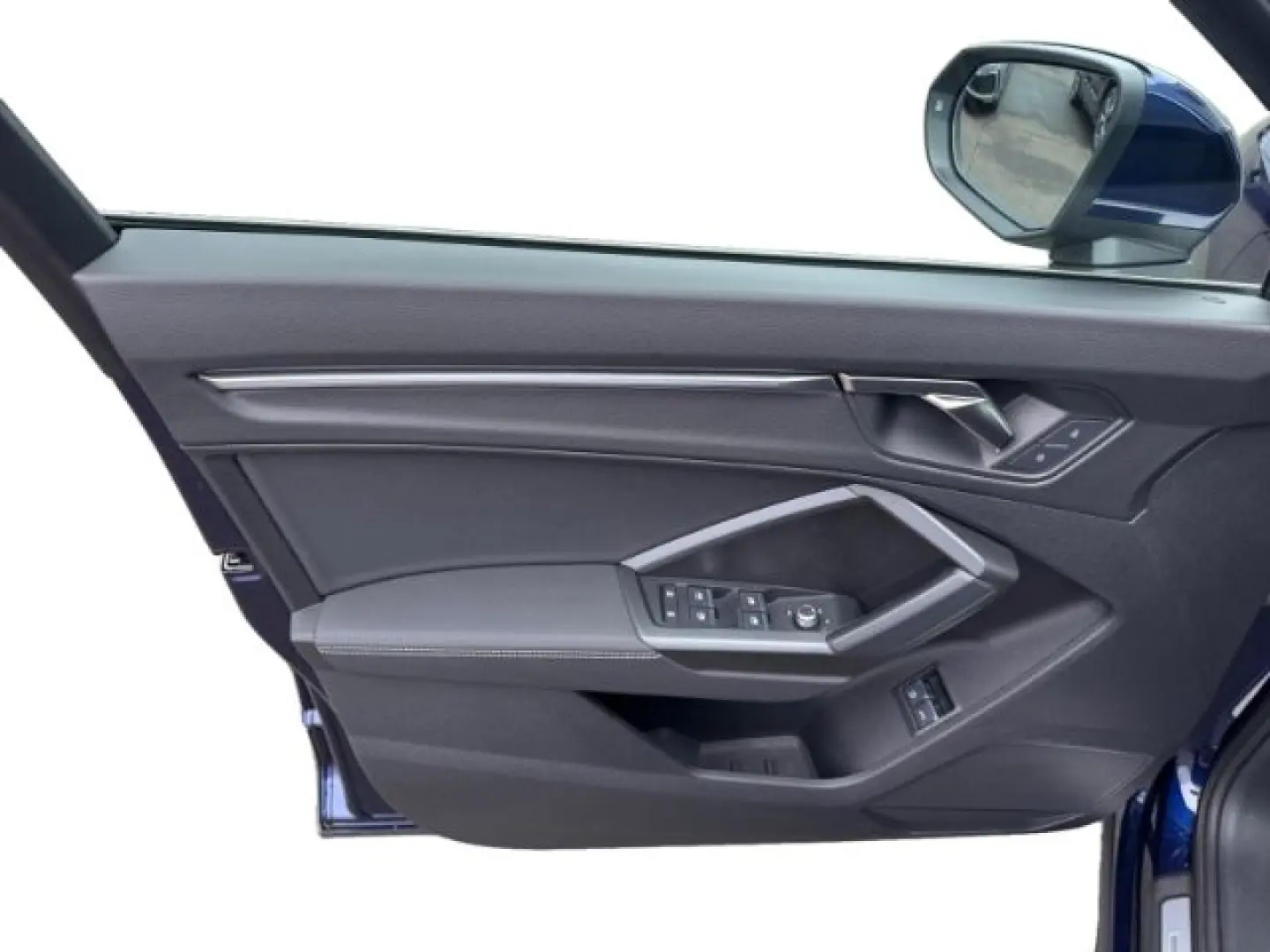 Q3 45 TFSI-e S-LINE LED NAVI+ AHK 19'' PANO REAR