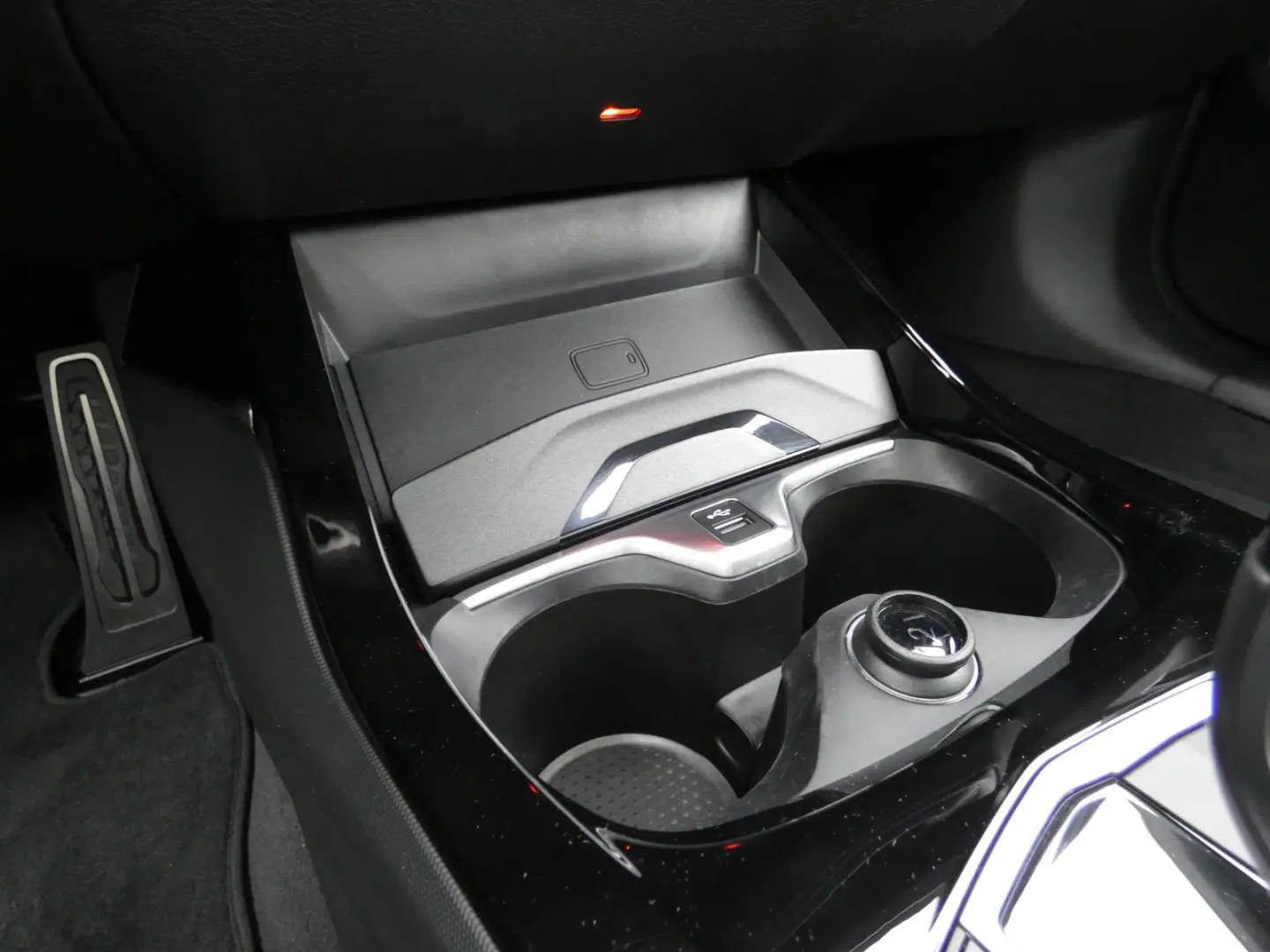 118i Hatch M Sport HiFi DAB LED WLAN Pano.Dach