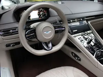 V8 Volante DB12 4.0  ACC Bowers & Wilkins