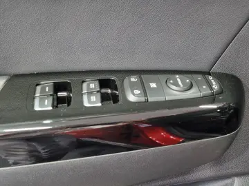 Kia Sportage 1.6 T-GDI 7DCT 4x4 GT Line