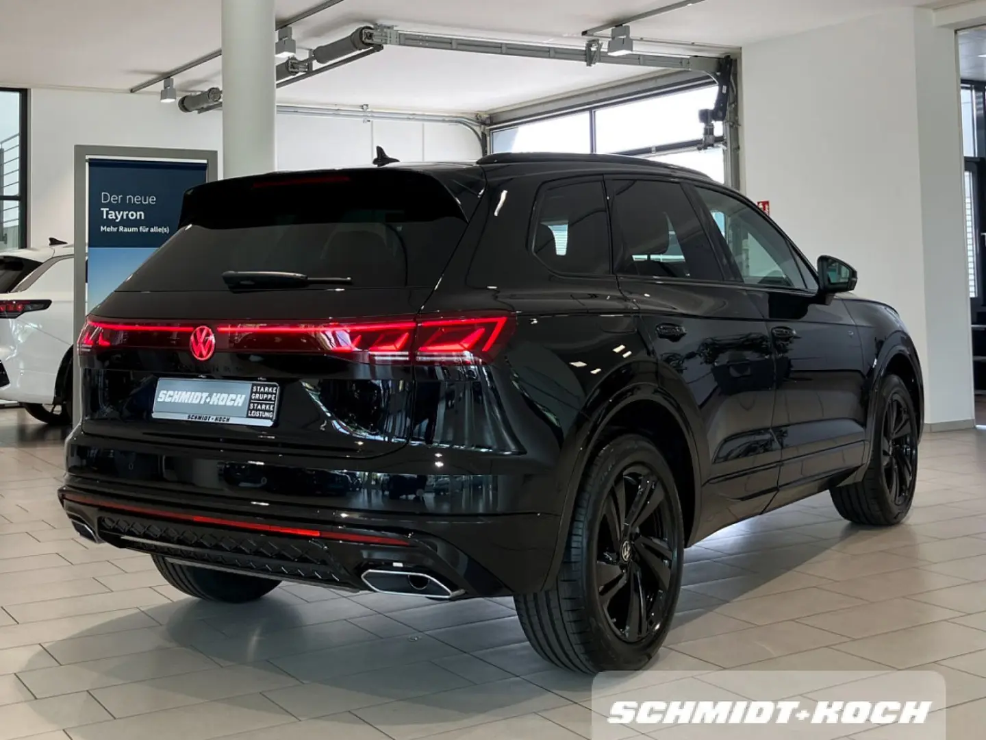 Touareg 3.0 V6 TDI R-Line 4M AT STANDHZ LEDER