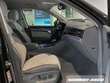 Touareg 3.0 V6 TDI R-Line 4M AT STANDHZ LEDER