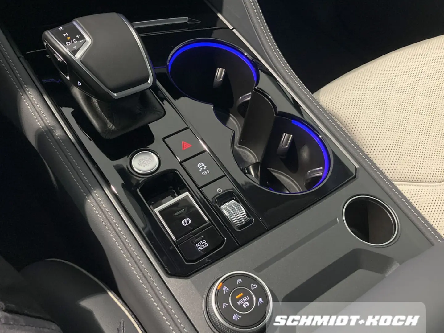 Touareg 3.0 V6 TDI R-Line 4M AT STANDHZ LEDER
