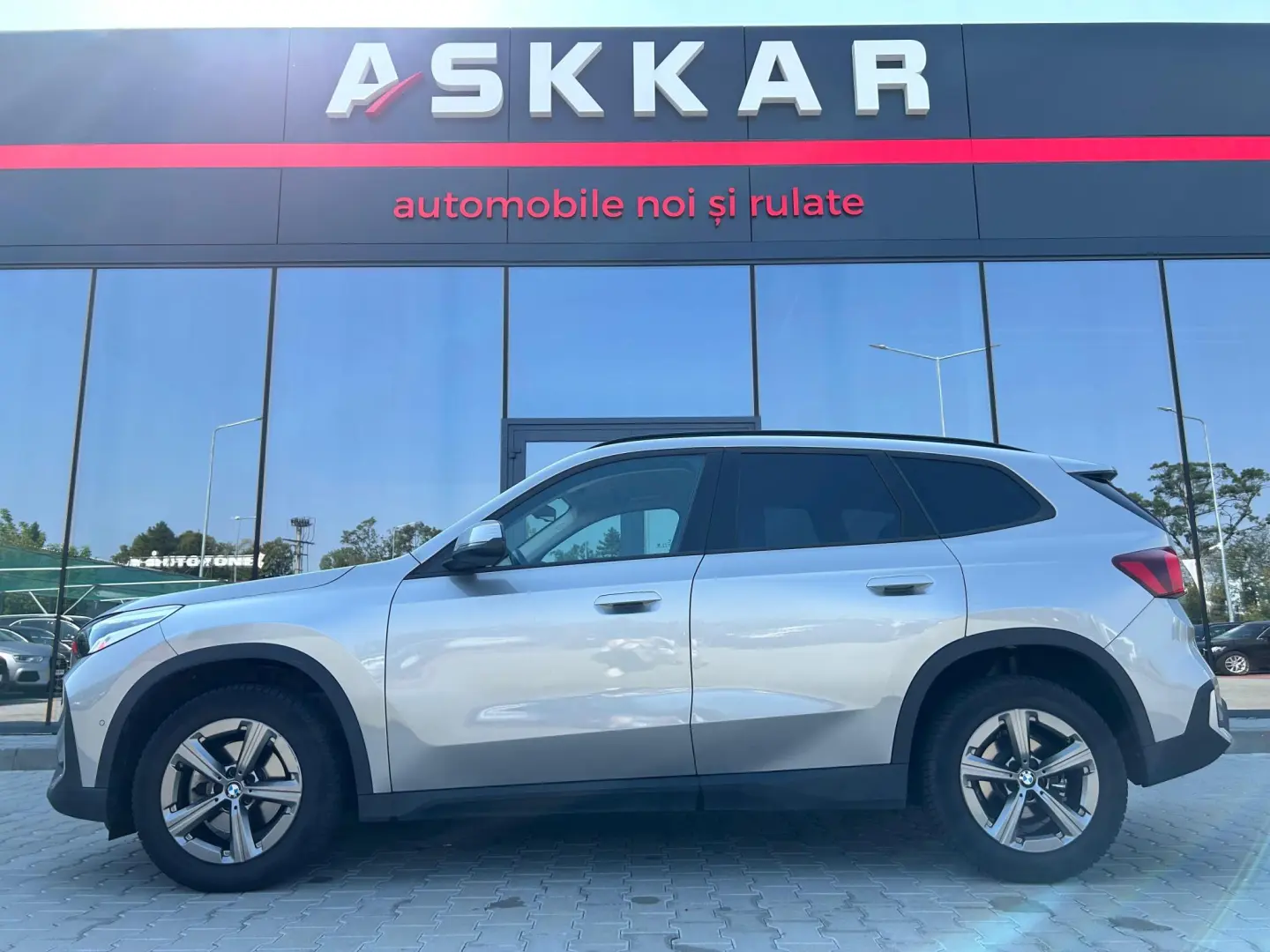 BMW X1 sDrive18d AT 2023