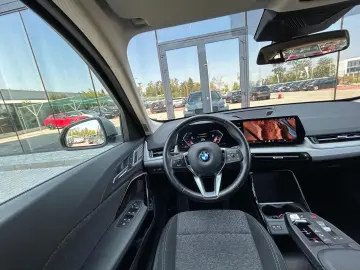 BMW X1 sDrive18d AT 2023