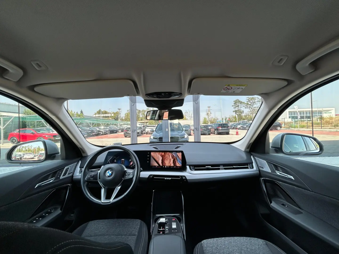 BMW X1 sDrive18d AT 2023
