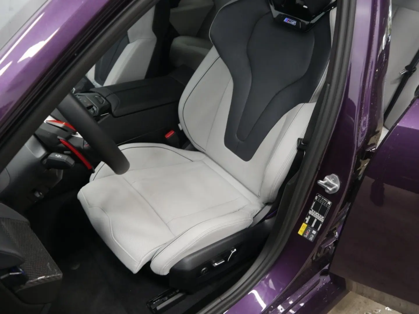 M5 Limousine *Daytonaviolett*|MDriver'sPackage
