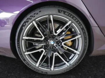 M5 Limousine *Daytonaviolett*|MDriver'sPackage