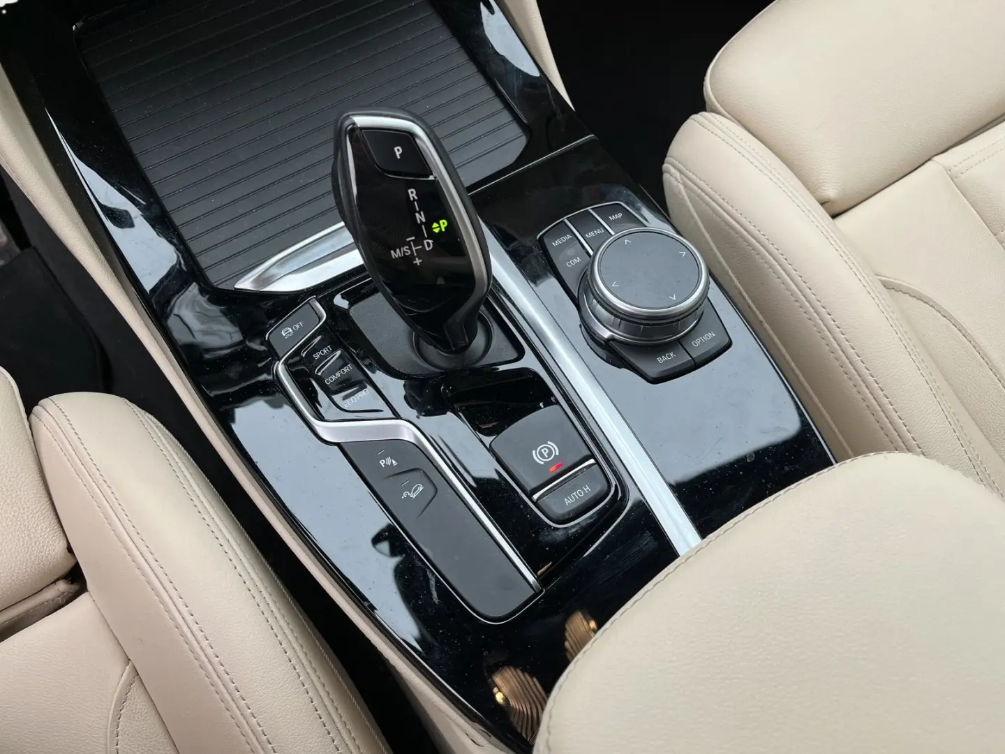 X4 xDrive20i A M Sport Head-Up DAB LED RFK Shz