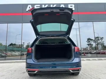 Volkswagen Passat Variant 1.6 TDI SCR DSG Business 2019