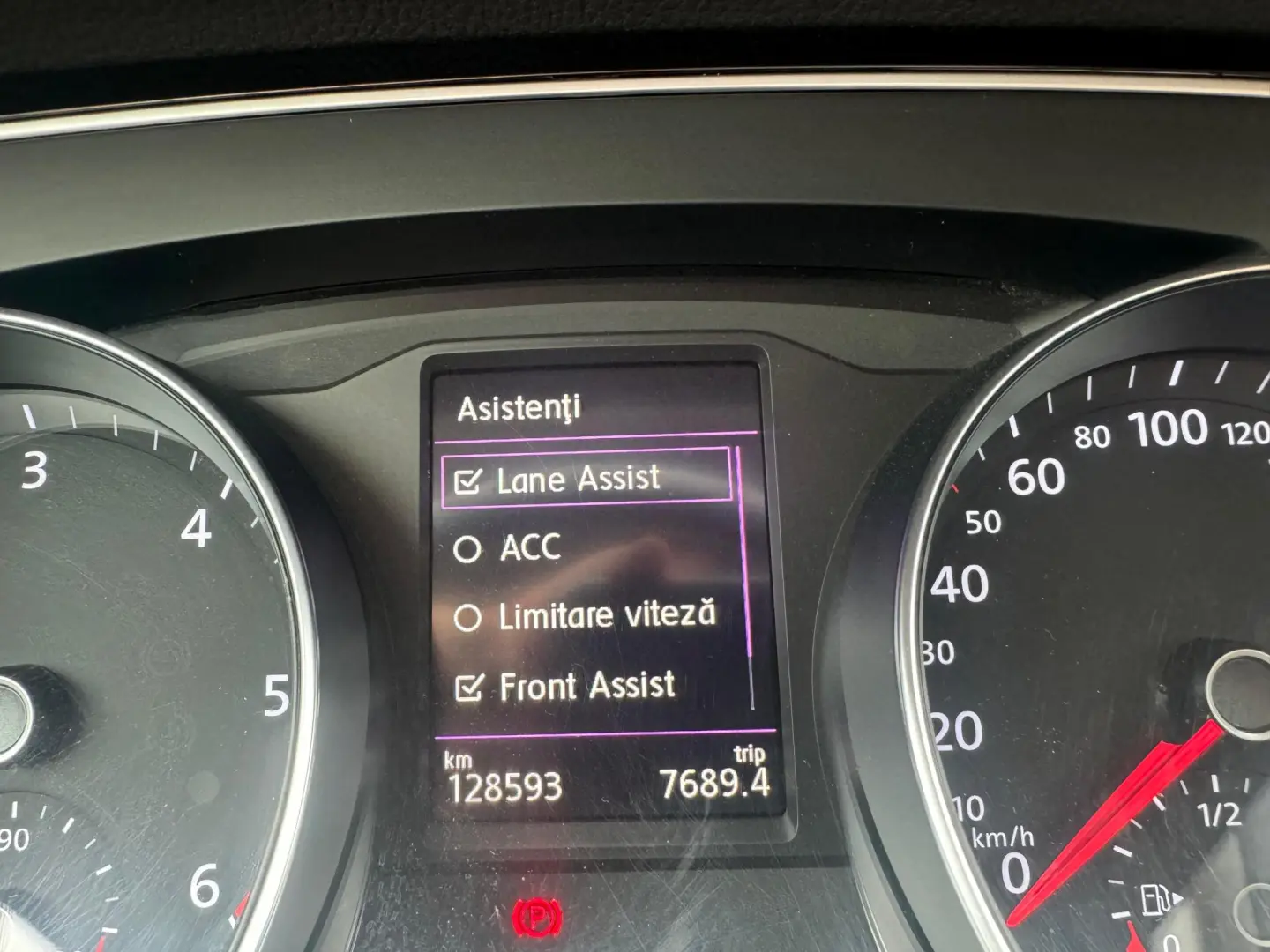 Volkswagen Passat Variant 1.6 TDI SCR DSG Business 2019