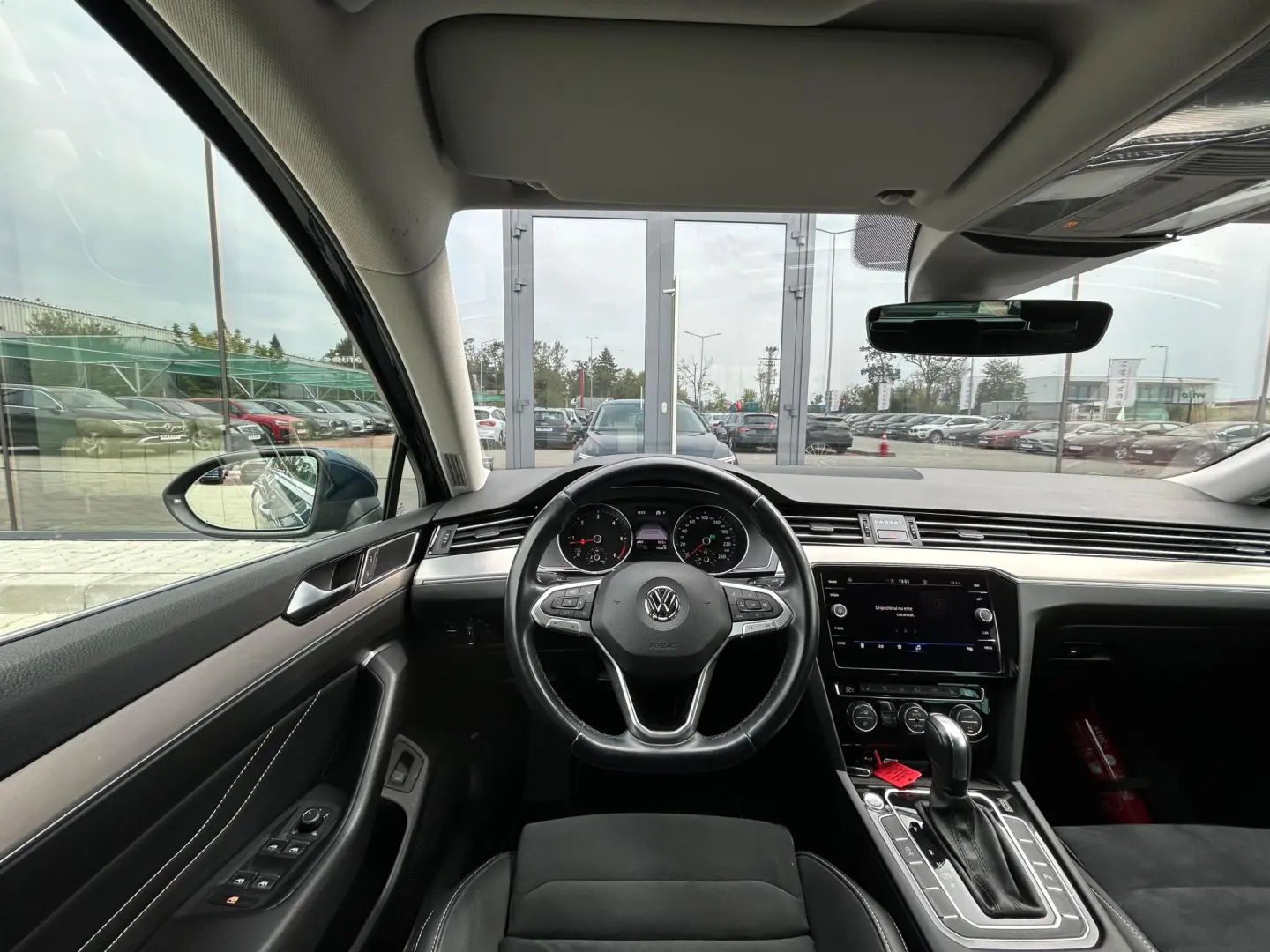 Volkswagen Passat Variant 1.6 TDI SCR DSG Business 2019