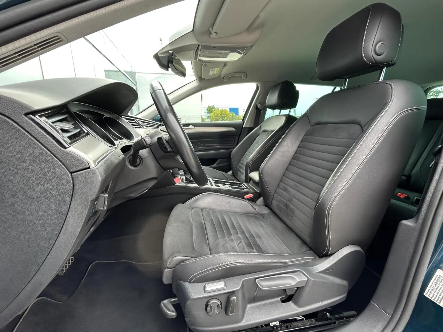 Volkswagen Passat Variant 1.6 TDI SCR DSG Business 2019