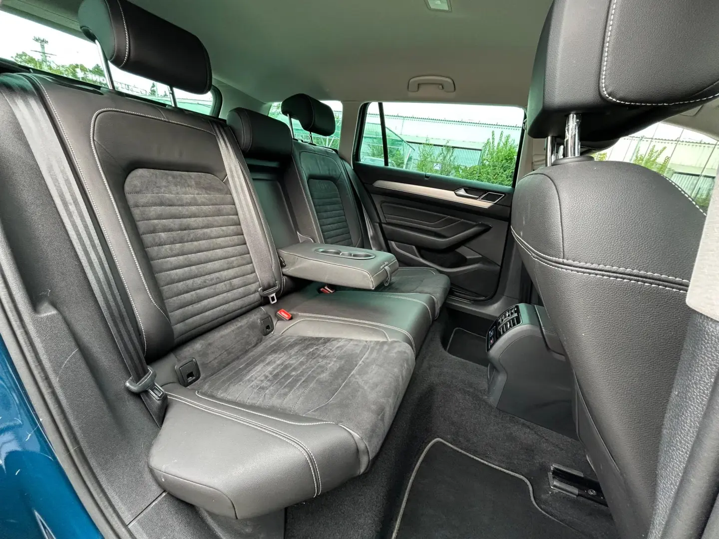 Volkswagen Passat Variant 1.6 TDI SCR DSG Business 2019